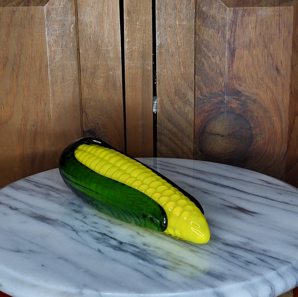 Green and Yellow Glass Corn Decor - Picture 5 of 13